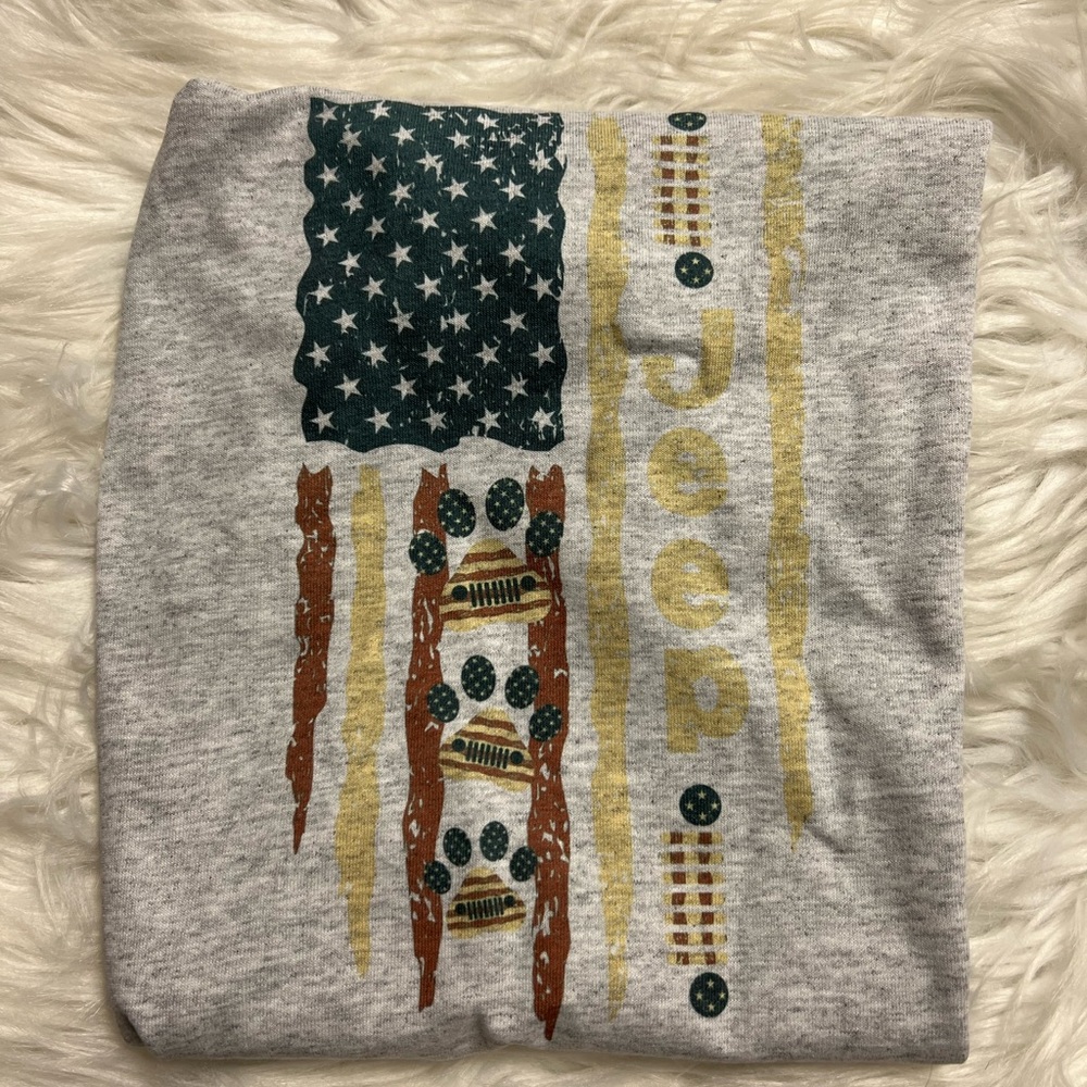 Brand-new unisex Jeep distressed flag with paw pros T-shirt